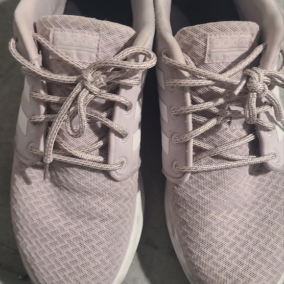 ADIDAS - Picture 2 of 4